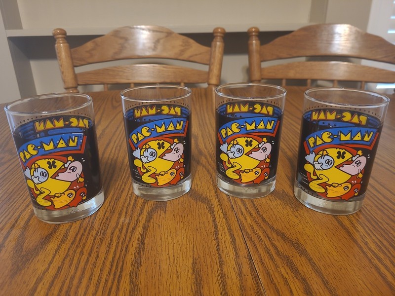 4 PAC MAN GLASSES 1980 BALLY MIDWAY