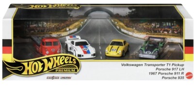HOT WHEELS PREMIUM GERMAN RACERS DIORAMA BOX SET