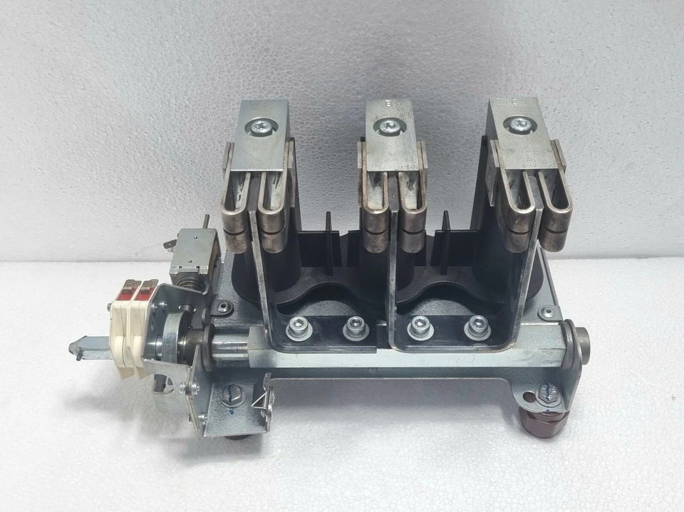 Spring AG A3-15225 R.1 Ae.H 6000VDC/400A - 3BHB021516R0001 - Image 4 of 4