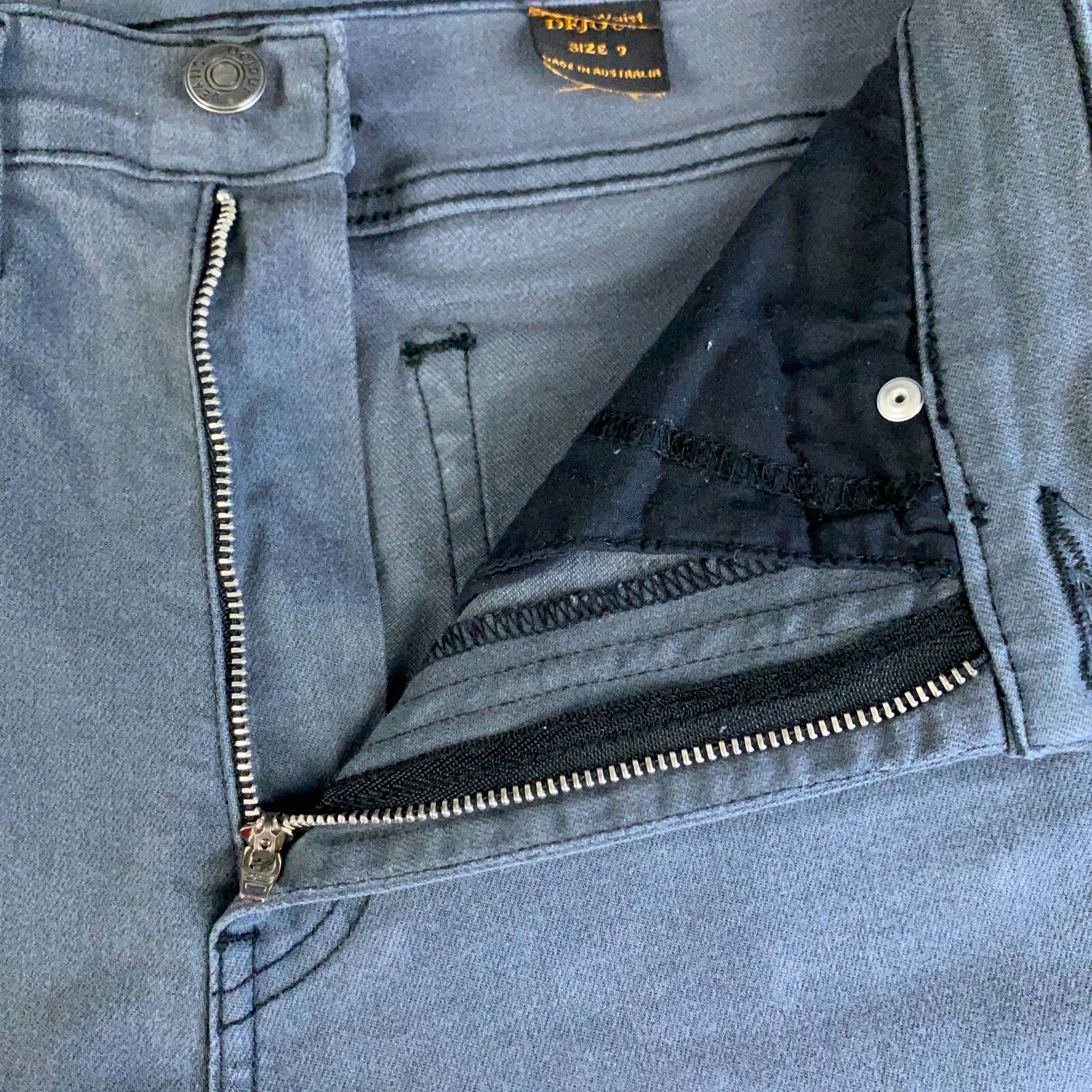 Picture 4 of 18