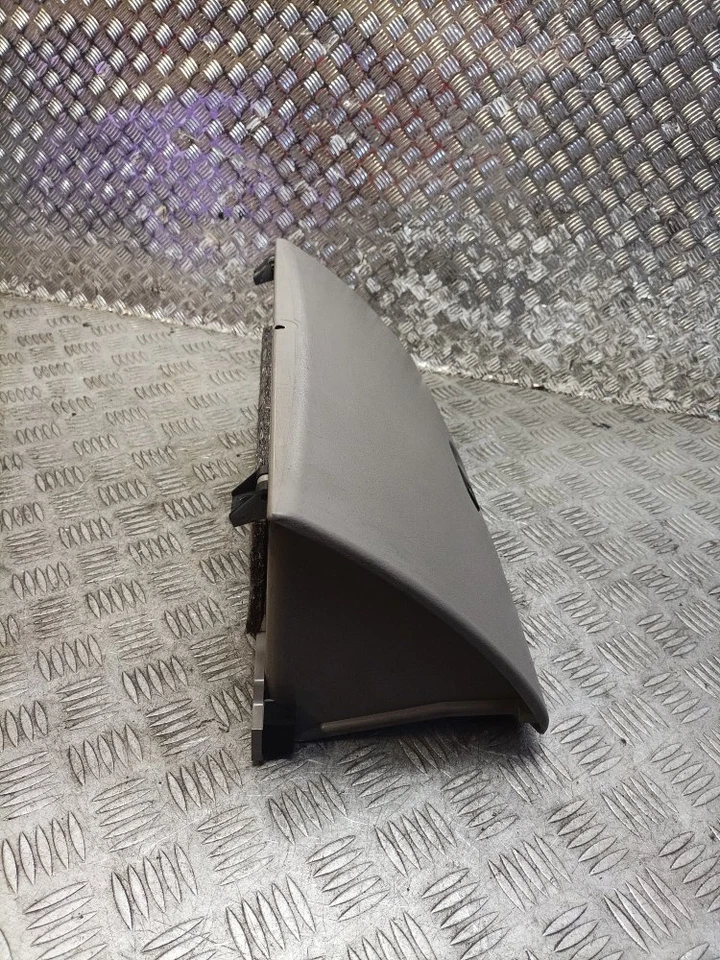 ROVER 200 CABRIOLET 1996-1999 GLOVEBOX COMPARTMENT - Image 4 of 4