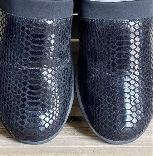 Womens Clarks Cloudsteppers Black Leather Snake Print Comfort Shoes Size 9.5 M - Picture 5 of 7