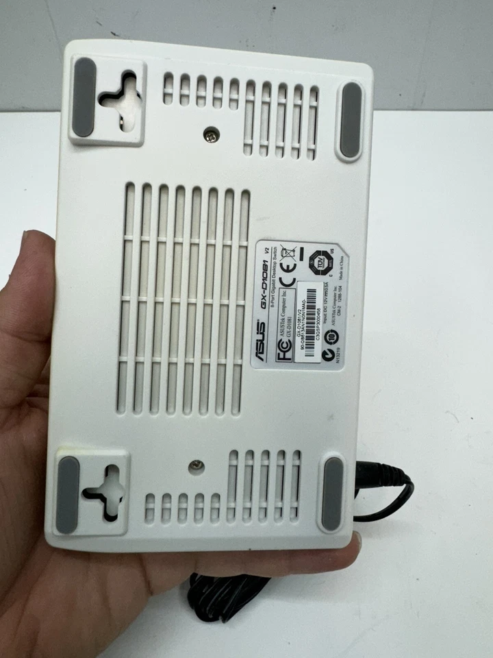 Asus GX-D1081 8-port Ethernet Switch Wall Mountable - Image 4 of 4