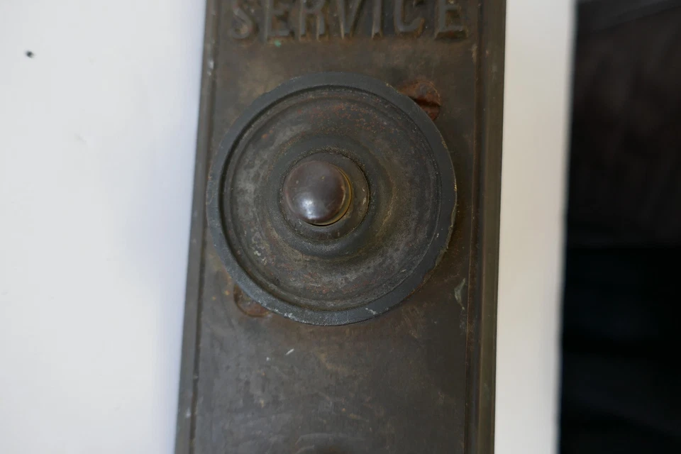 Ancienne sonnette de porte Service bronze serrure cle maison chateau manoir - Photo 4/4