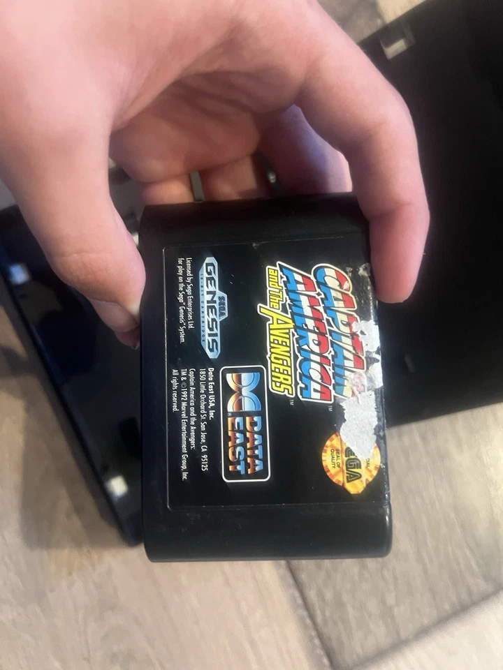 Captain America and the Avengers (Sega Genesis, 1992) WITH BOX NO MANUAL - Image 3 of 4