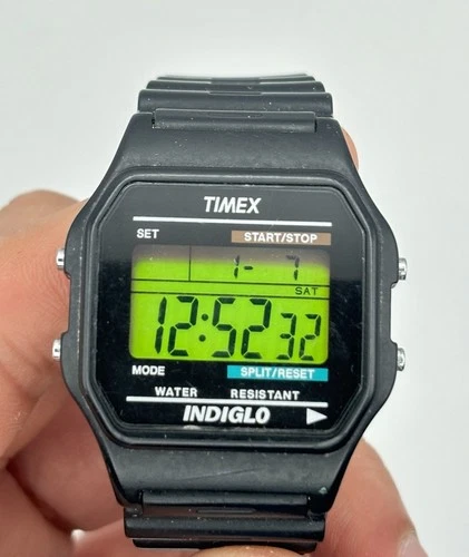 Vtg Timex Men T75961  1999 Indiglo Black Rubber Strap Digital Watch #WN
