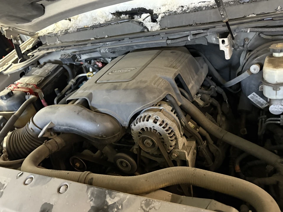 Cilindro maestro Chevy Tahoe 07 08 Foto 3 de 3