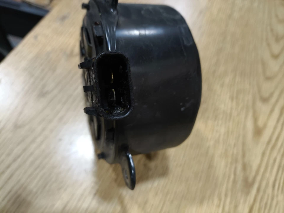 Kit de motor genuíno ACDELCO/GM 15-80641/89018696, ventilador de líquido de arrefecimento do motor (RH) - Imagem 3 de 4