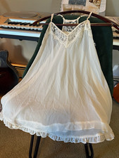 Women's White Nylon Full Slip Lace Trim Ruffle Hem Sheer Wireless One Size
