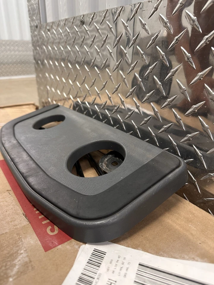 Portavasos trasero Toyota Tacoma XTRA 95-00 cabina abatible OEM gris azul B4 Foto 3 de 4