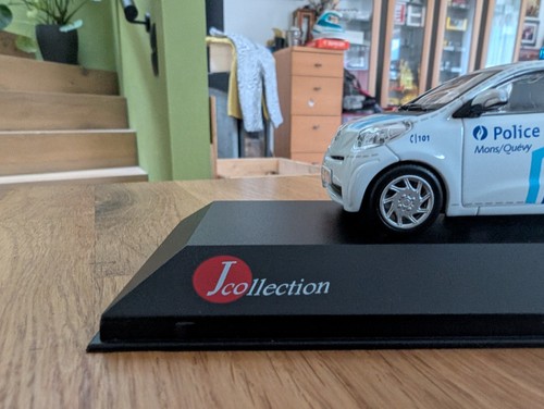 Toyota IQ 2012 " Belgium Police Car " 1:43 Jcollection - Imagen 11 de 17