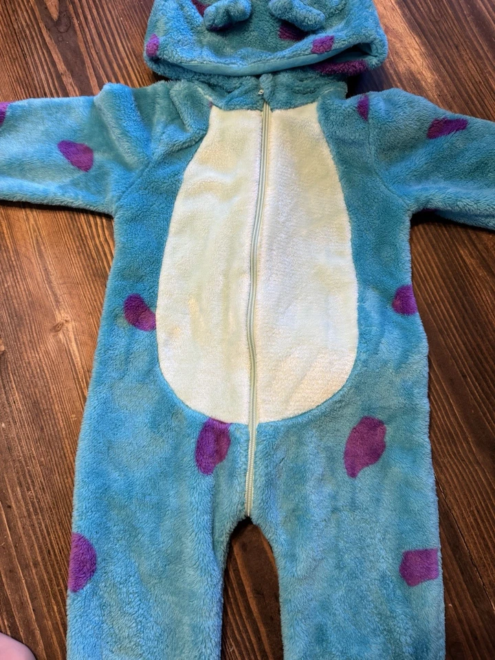 Disney Pixar Monsters Inc Sulley Disfraz Niños 4T-5T Azul Mono Difuso Foto 4 de 4