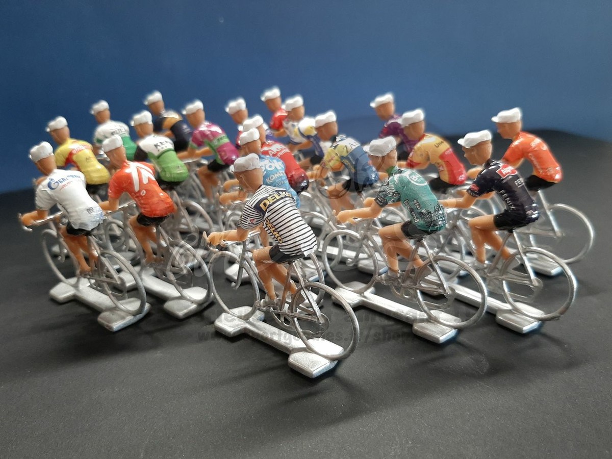 Année 2021 Pro Teams 19 cyclistes miniatures Tour de france