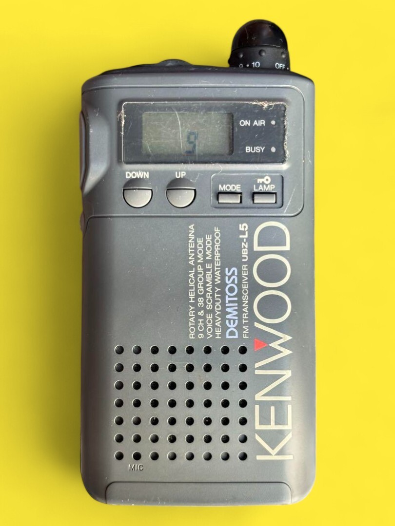 KENWOOD DEMITOSS mini UBZ-M51SE |5
ンシーバー Kenwood UBZ‑L5 & DEMITOSS 9 Transceiver 5‑Pack UsedCondition