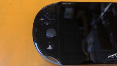 Sony PlayStation Vita God Eater 2 Fenrir Edition Khaki
