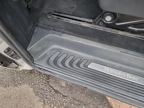 SCHIEBETÜR LINKS BELEUCHTET TRITTBLECH SCHWELLERVERKLEIDUNG MERCEDES V-KLASSE W447 14-24 - Bild 2 von 6