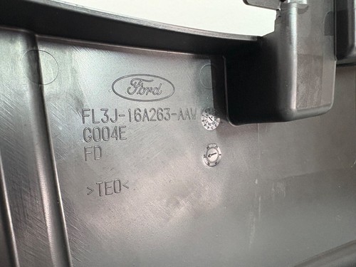 MOULDED FRONT MUDFLAP PAIR FORD F-150 2015 - 2020 WITH WHEEL LIP FL3Z-16A550-AA - Picture 6 of 7