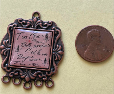 Metal Pendant French Phrases Sayings Jewelry Tres Chic Belle amou'r Cest la vie