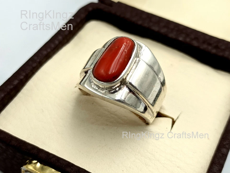 Anillo natural de coral rojo anaranjado para hombre de plata de ley 925 con forma de cápsula de piedra Foto 4 de 4