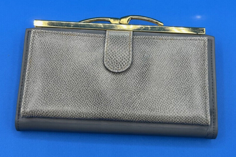Di Lido Gray Checkbook Secretary Clutch Wallet New in Box Read