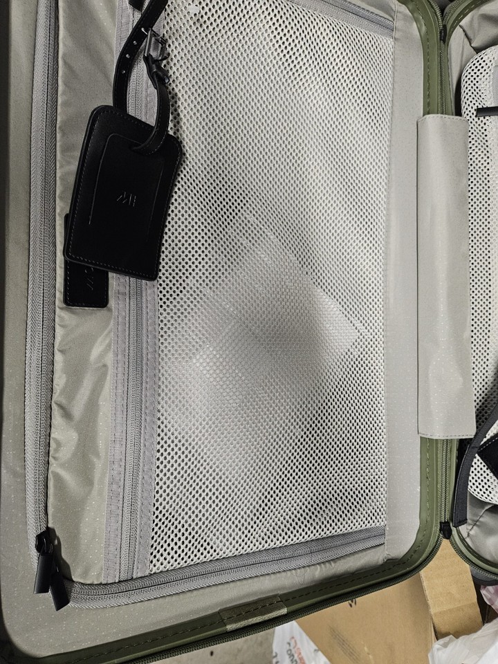 Monos 22Inch Spinner CarryOn Luggage Green eBay