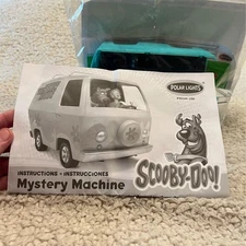 Scooby-Doo Mystery Machine Model Kit Figures Polar Lights 1/25 Scale Unassembled