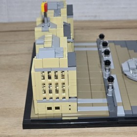 Lego 21029 Architecture Buckingham Palace Set 780 Pcs w/Box NO MANUAL Retired 
