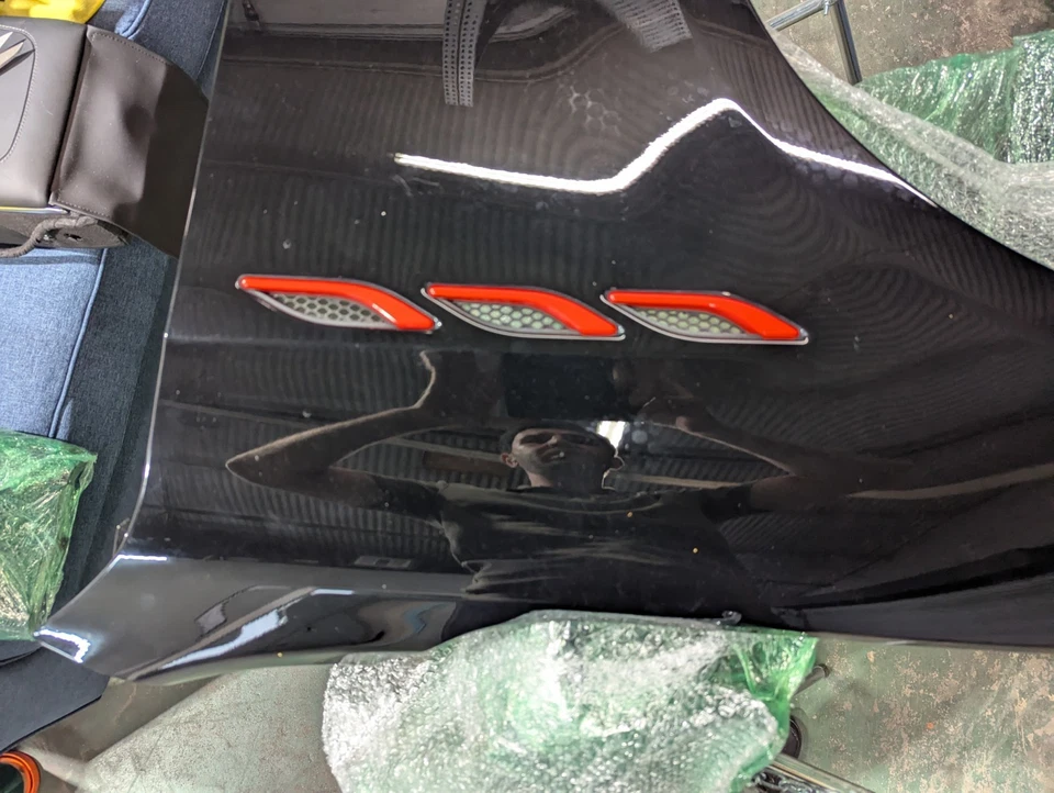 Guardabarros izquierdo Maserati Ghibli 2014 2016 17 2018 2019 2020 2021 2023 673002041 OEM Foto 2 de 4