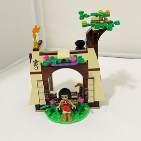 LEGO Disney: Moana's Island Adventure (41149) 99% Complete One Piece Missing