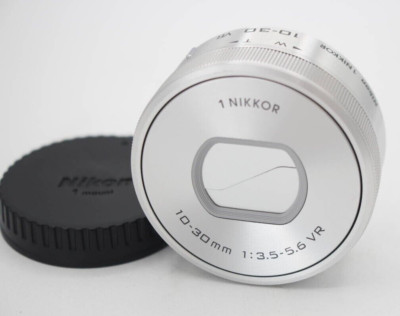 Nikon 1 NIKKOR 10-30mm f/3.5-5.6 VR Silver Near Mint