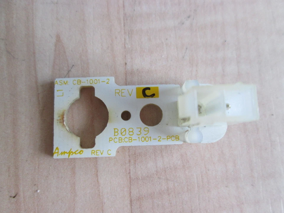 Kenworth Ampco CB-1001-2-PCB Rocker Switch Panel Illumination Board #M160UL - Image 2 of 4