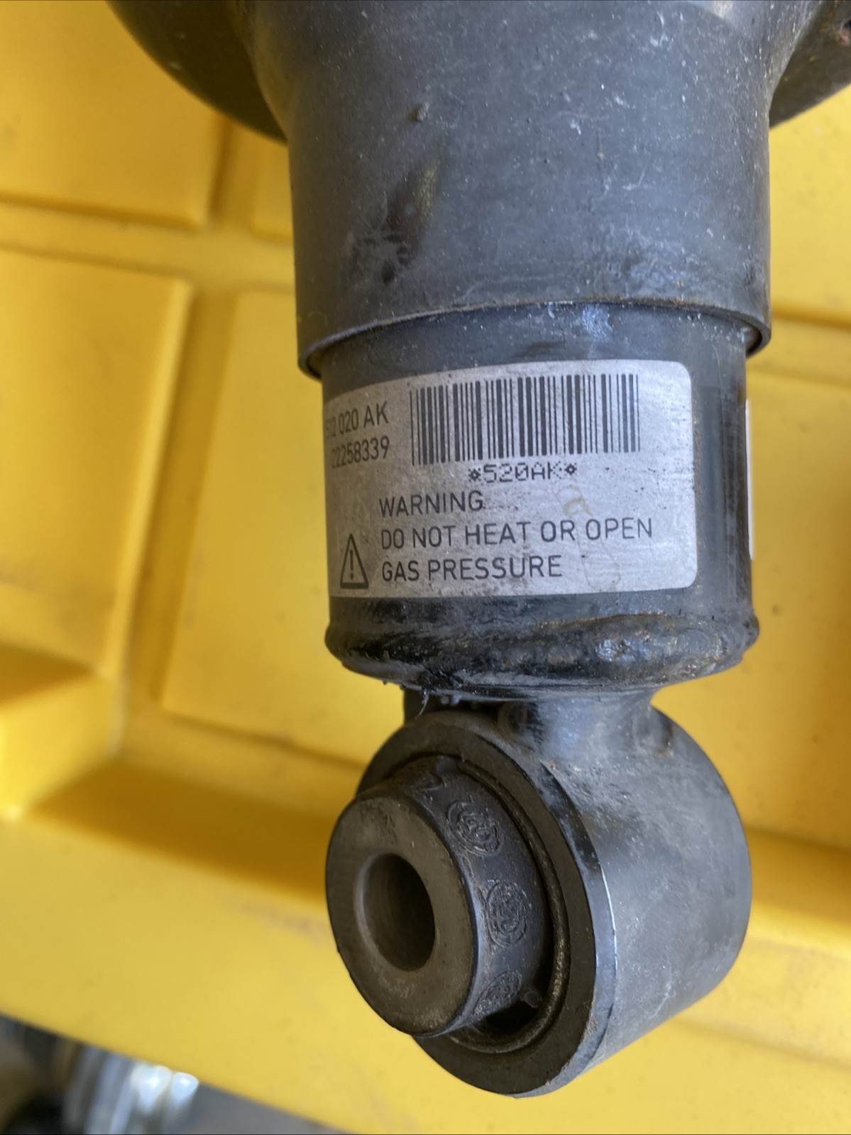2014 2015 Audi R8 V8 Magnaride Magnetic Ride Rear Right passenger Shock Oem 1324