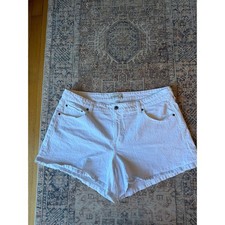 Abercrombie Fitch Curve Love A-Line Shorts White Mid Rise Denim Size 33