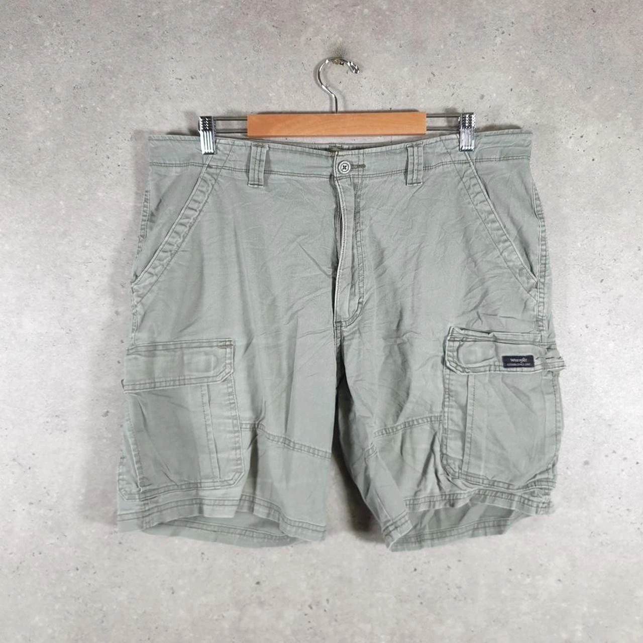 Vintage Wrangler Cargo Shorts Men’s W36 Green