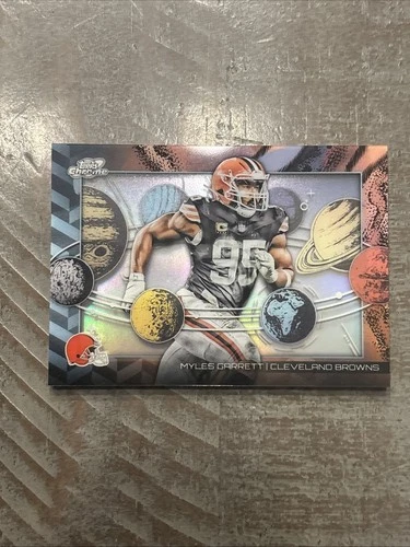 2025 Topps Cosmic Chrome Myles Garrett Base (RAW)