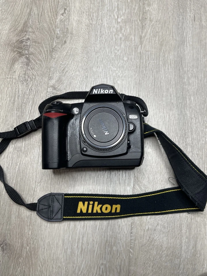 Фотоаппарат Nikon - Изображение 2 из 4