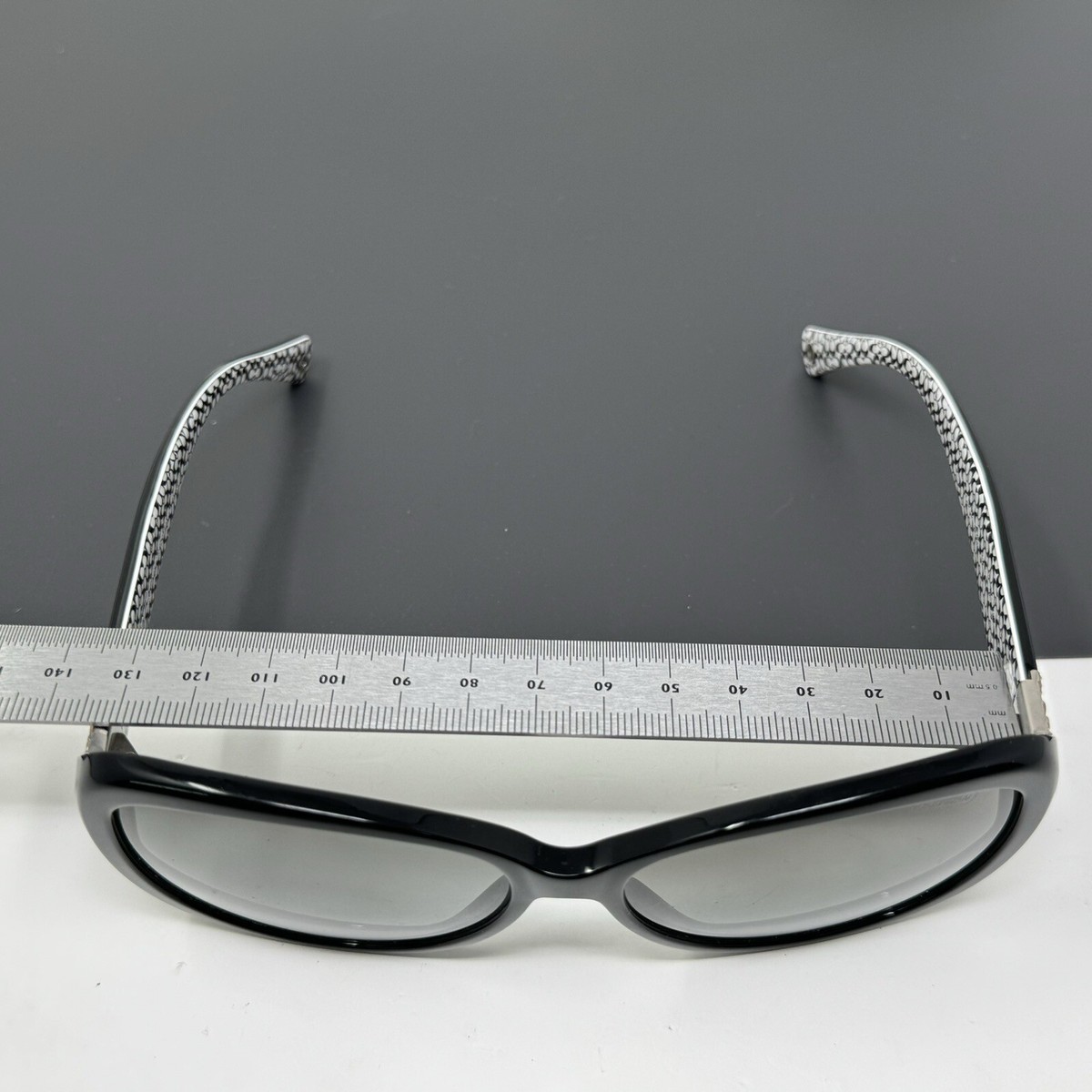 Coach HC 8040B Keri Sunglasses Sunglasses 5083 / 11 Tortoise 58 15 135 Coach Sunglasses HC8040B L030 Keri | Designer Frames Outlet main image 3