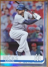 2019 Topps Series 1: Aaron Hicks Rainbow Foil #260 - See Pictures