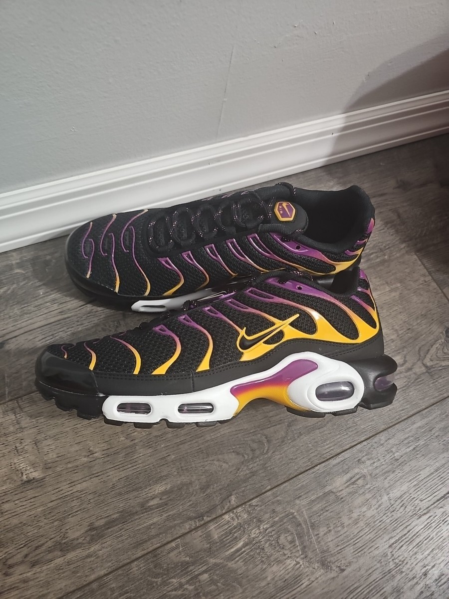 Size Nike Air Max Plus Black University Gold Viotech