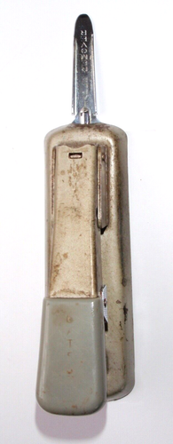 VTG Bates Stapler Filled Works BUT Sticks Remover Attatched Prop Old MC Small - Picture 2 of 9