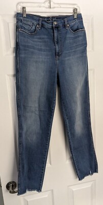 gloria vanderbilt jeans All around Slimming Straight Leg Raw Hem Size 10