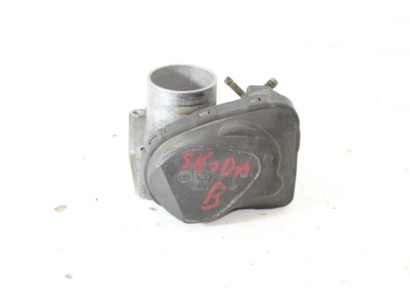 5WS02090 corps de papillon pour SKODA FABIA I (6Y) 1.4B KW50 - 68CV AQW 44731 - Photo 3/4