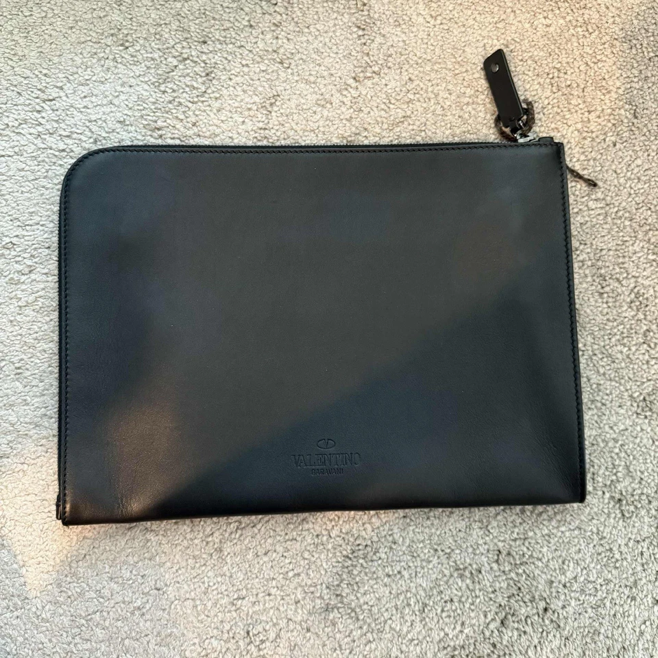 Valentino Rockstud Document Clutch L971882 51456003 NEW - Image 2 of 4