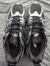 Nike mens v2k run black and silver size 9.5