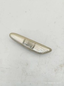 BMW 5 E60 Kotflügelblinker vorne rechts 6923920 3.00 Diesel 2003 31905011