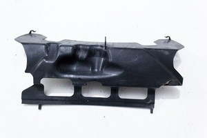 Suzuki GSXR 750 2006-2007 K6 K7 Verkleidung Kunststoff innen Mitte Motorhaube