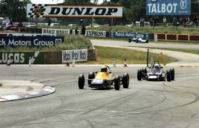 Ayrton Senna da Silva Van Diemen R81 negotiates the Woodcote Chica- Old Photo 1