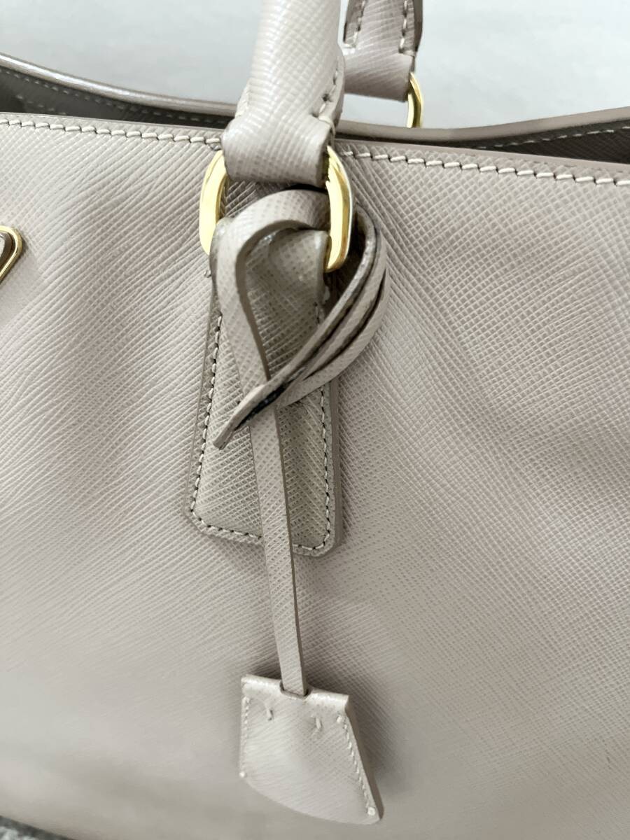 PRADA Galleria triangular logo hardware Saffiano … - image 7