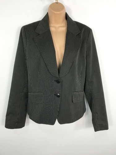 WOMENS H\u0026M BLACK/WHITE BUTTON UP 