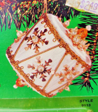 Fibre-Craft SNOWFLAKE DRUM Red Sequin Bead Pins Vtg Christmas Ornament Kit 9113